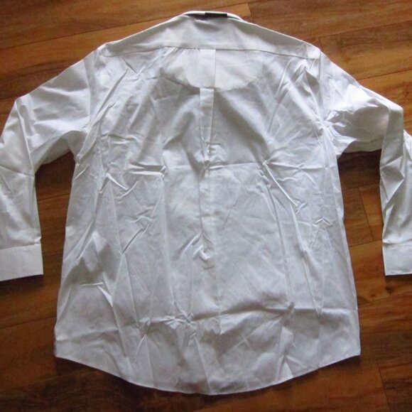 NWT- Mens Stafford White Smart Tech L/S Shirt Performance Poplin 17-17 1/2,34/35 - Picture 9 of 10